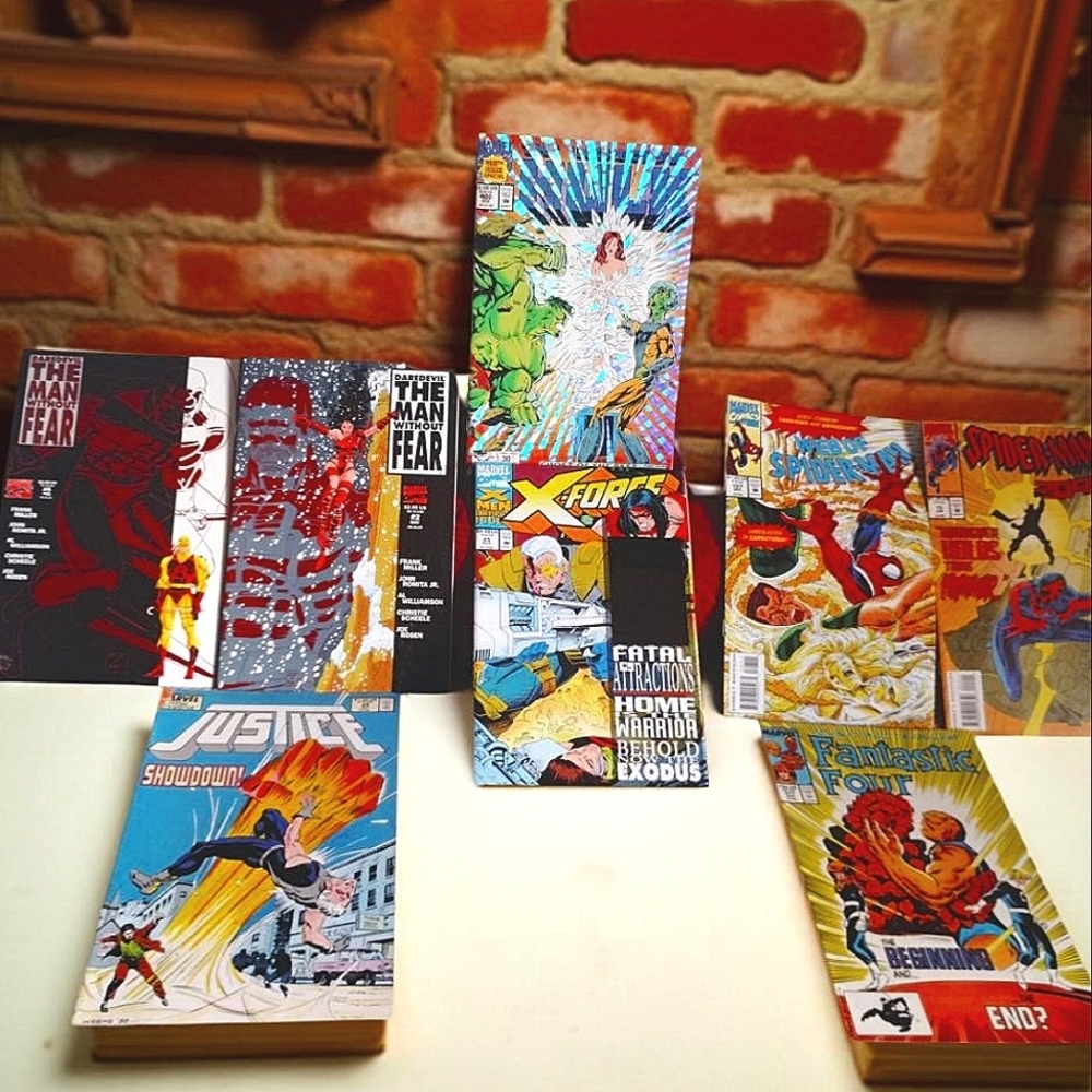 Marvel Red and Blue Heroic Collection